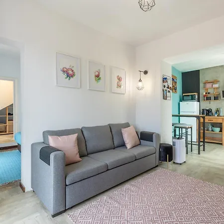 Scenic With Panoramic Sea & Mountain Views In * São Vicente