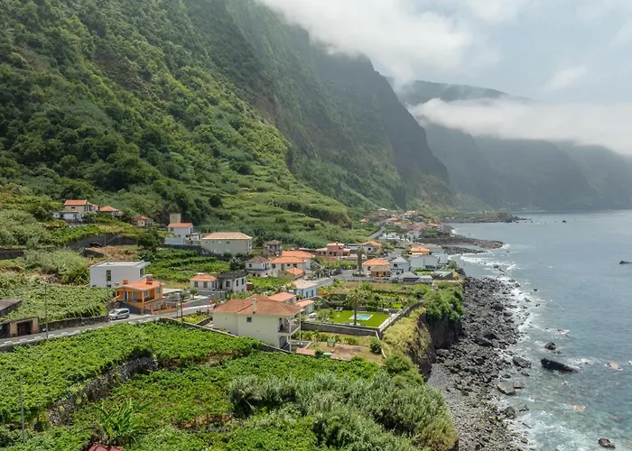Scenic With Panoramic Sea & Mountain Views In * São Vicente