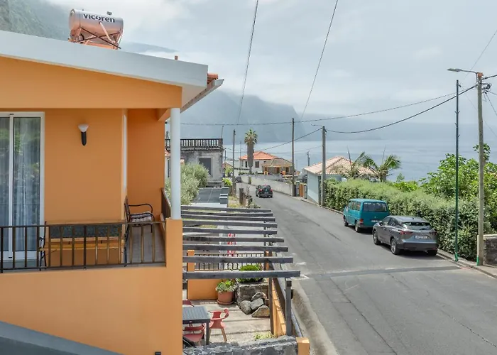 Scenic With Panoramic Sea & Mountain Views In *