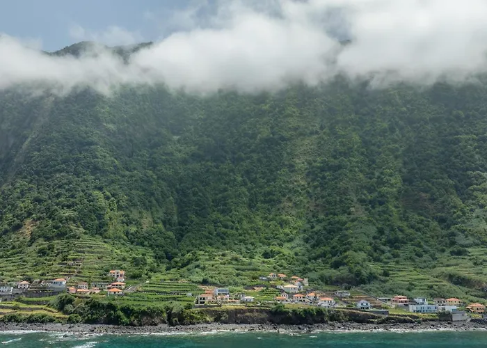 Scenic With Panoramic Sea & Mountain Views In 公寓 São Vicente