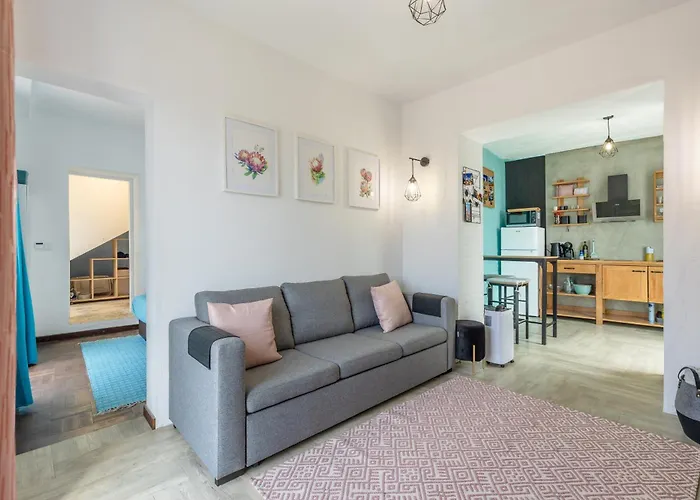 Scenic With Panoramic Sea & Mountain Views In * São Vicente